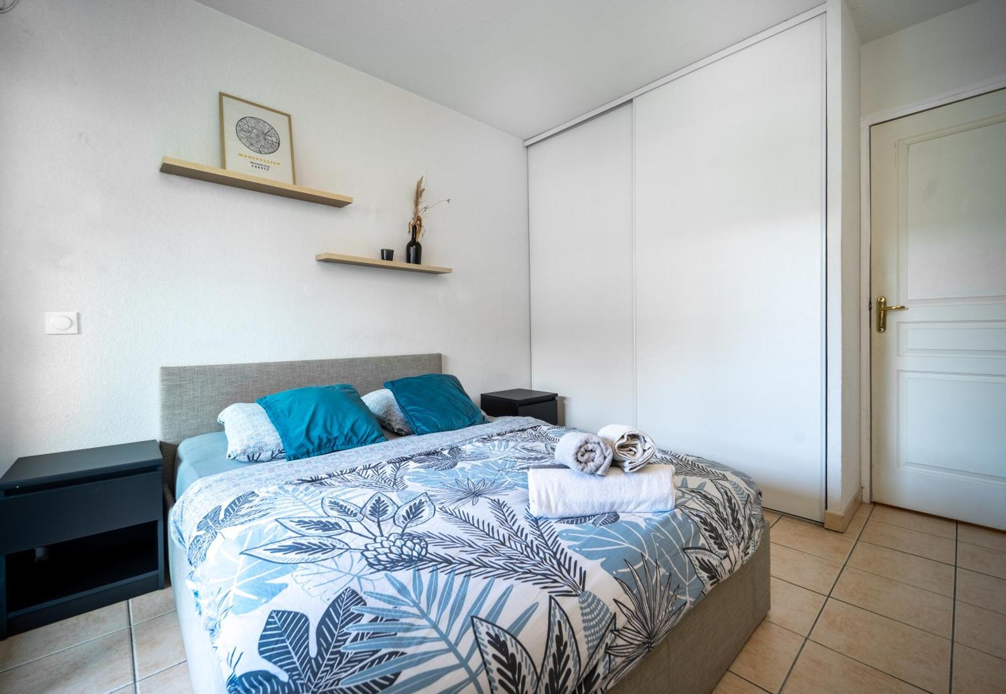 Le Dory - Appartement Centre Ville Avec Terrasse, Parking & Wifi Montpellier Exterior photo